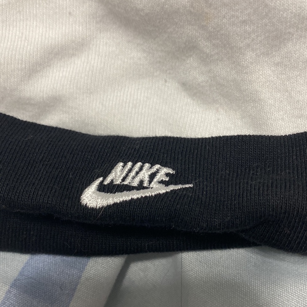 Nike hat - Picture 2 of 3